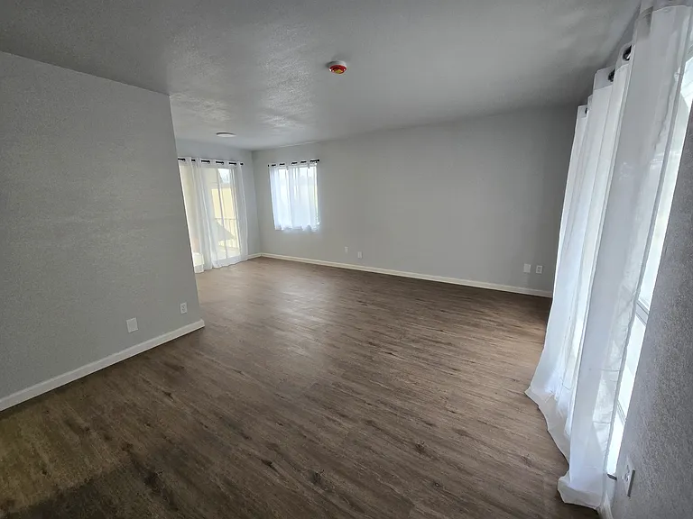 609 Jackson St #1 — Photo 7