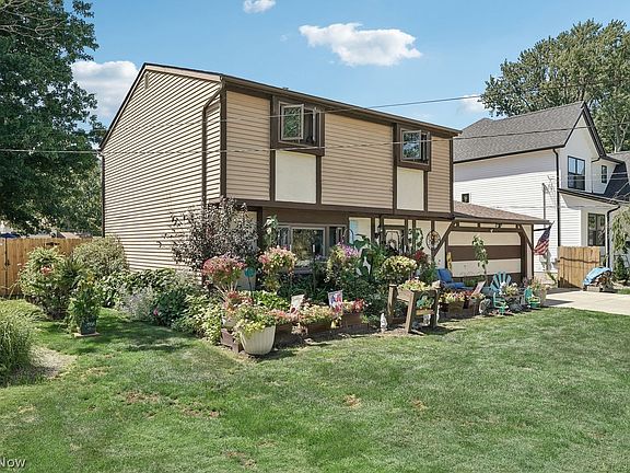 3rd image of 5606 Grove Ave