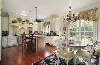 5th image of 1071 Olmsted Dr