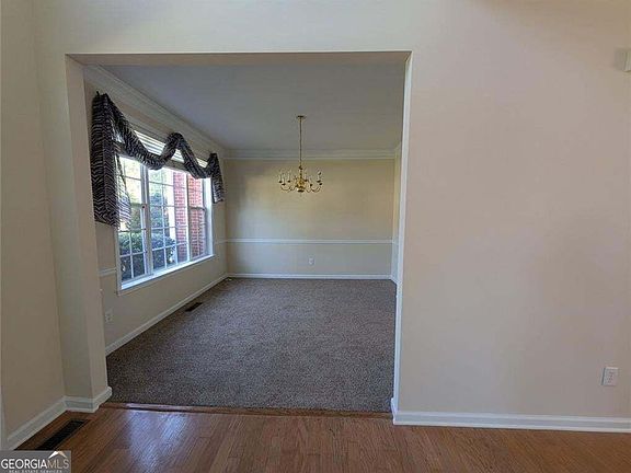 3rd image of 775 Abercorn Dr SW