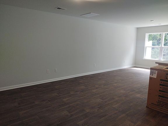 5th image of 173 Rosefield Ct