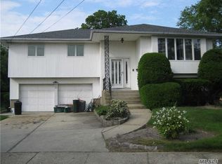 2469 Cove Ct, Bellmore, NY 11710