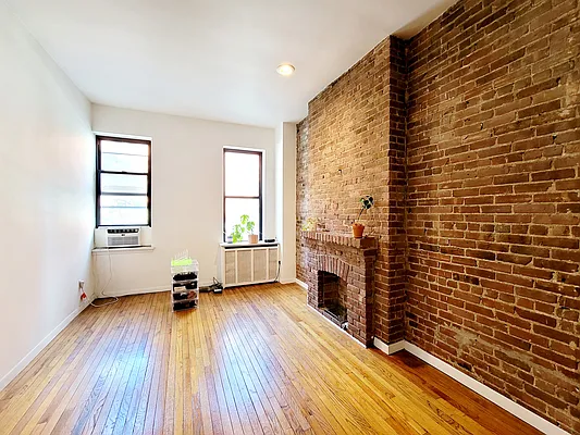 Rented by Kleier Residential | media 1