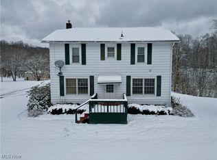 10112 S River Rd NW, McConnelsville, OH 43756