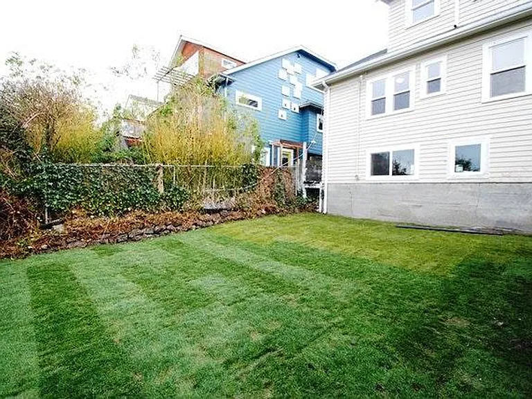 3317 16th Ave S — Photo 18