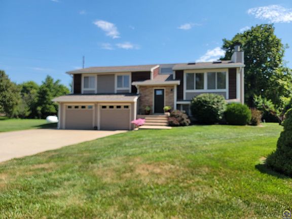 2nd image of 2932 Sonora Dr