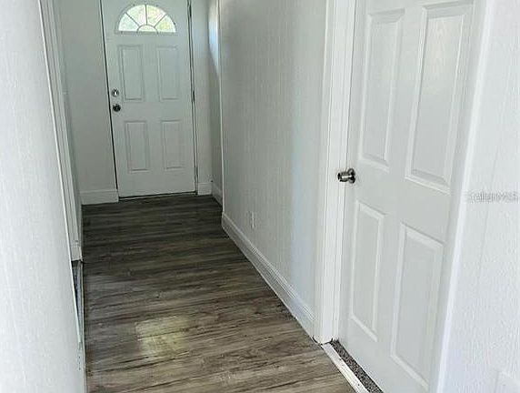 5th image of 10221 Beam St