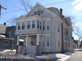 95 Farnham St APT 3, Lawrence, MA 01843