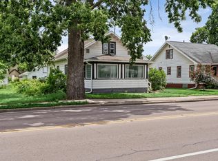 1328 George St, La Crosse, WI 54603
