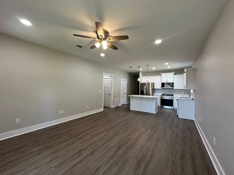 1332 Jackson St — Photo 25