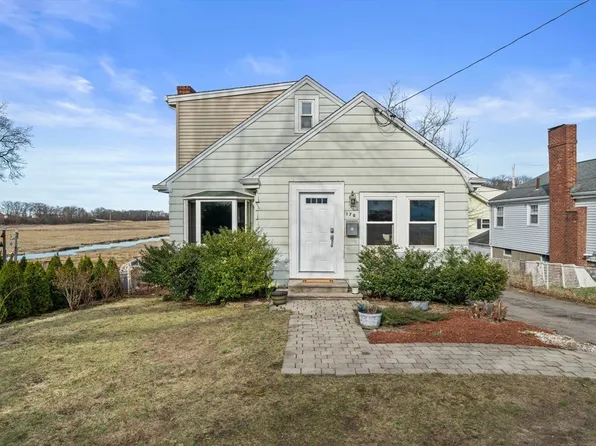 170 Palmer St, Quincy, MA 02169