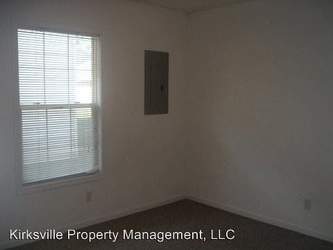 5th image of 423 W Dodson St APT B