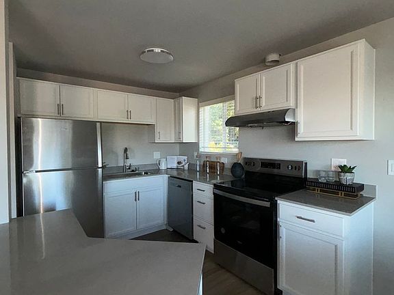 5th image of 3117 S 192nd St #A101