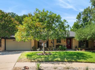 2501 New Haven Ct, Bedford, TX 76022