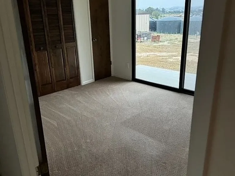 445 Crestmont Dr — Photo 10