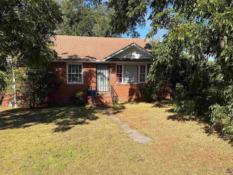 1st image of 3117 Somerset Dr