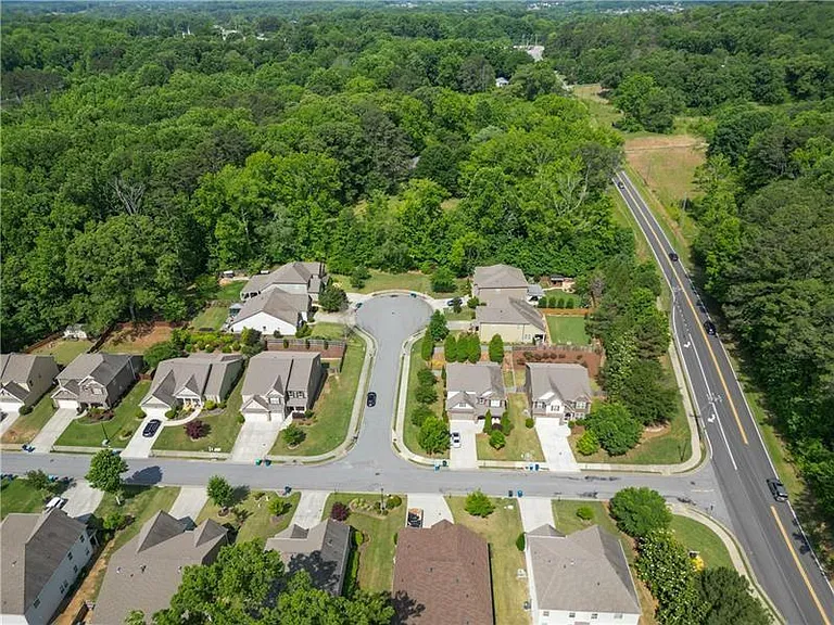 2080 Red Barn Ct — Photo 39