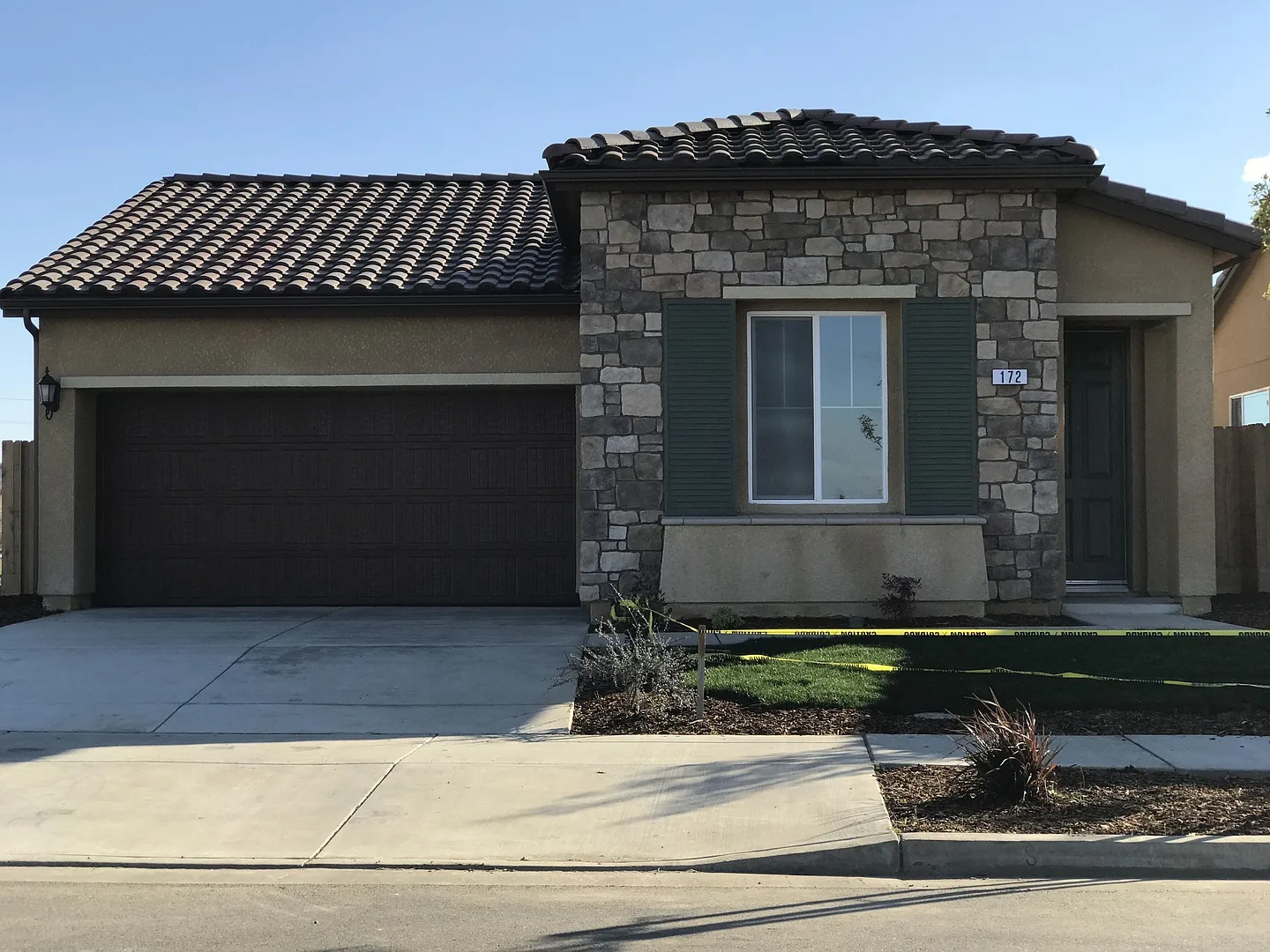 172 Barker Ln photo 1