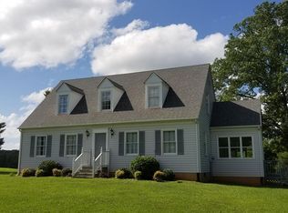 565 Cedar Tree Rd, Appomattox, VA 24522