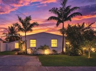 2718 Sherman St, Hollywood, FL 33020