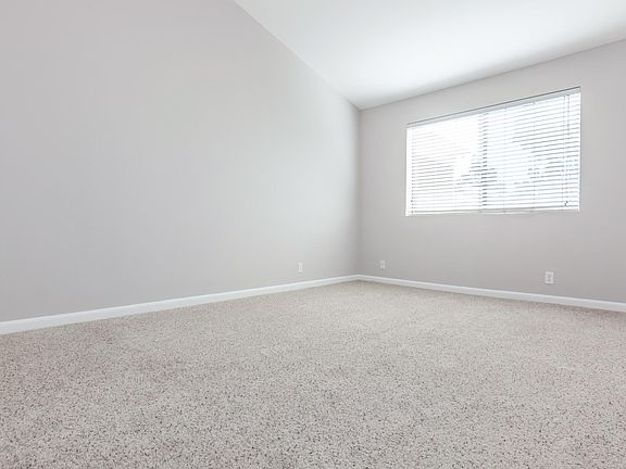 5th image of 10081 Rio San Diego Dr APT 328