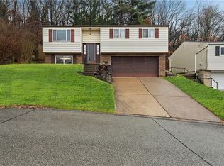 3364 Kathy Dr, Pittsburgh, PA 15204