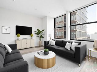 15 Park Row APT 19B, New York, NY 10038