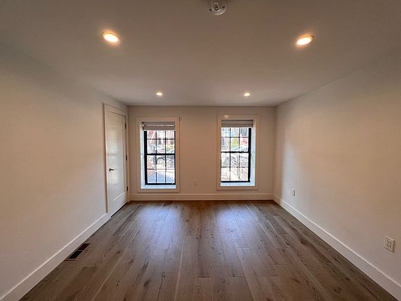 4th image of 702 Mac Donough St #1A