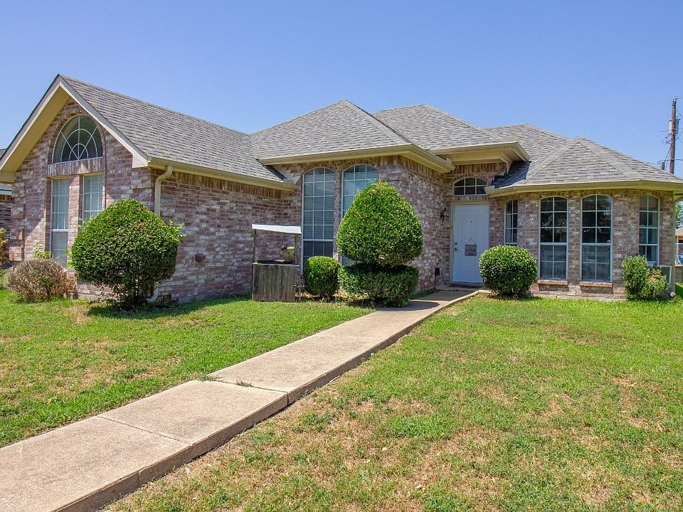 1st image of 1109 Old Knoll Dr