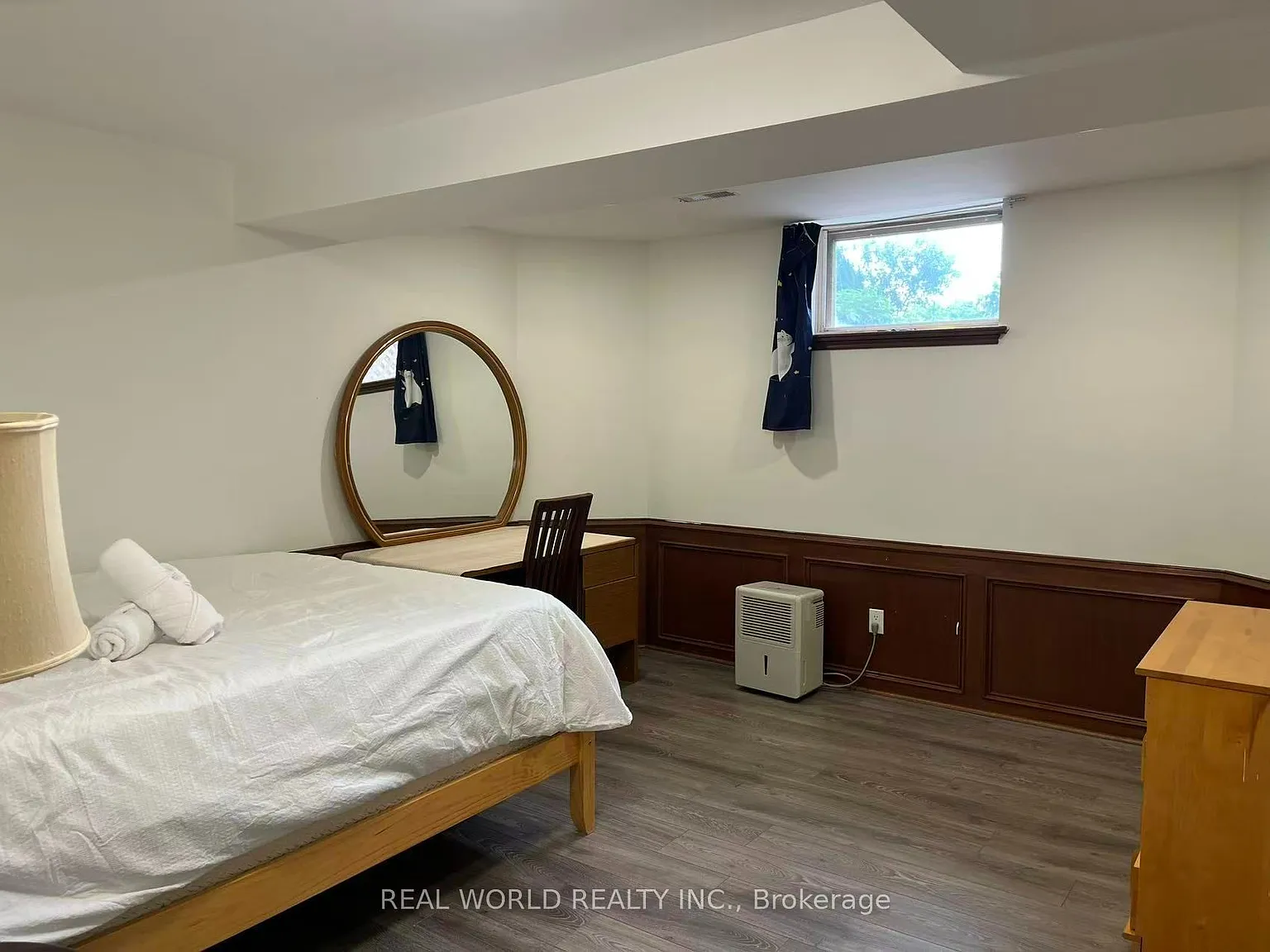 3 bed, $2,500 — Photo 2