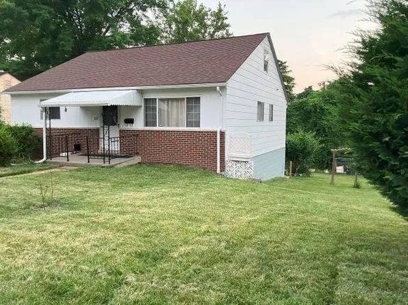 1723 Crestmont Dr, Huntington, WV 25701