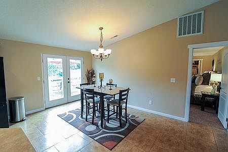 3rd image of 4604 Segovia Dr