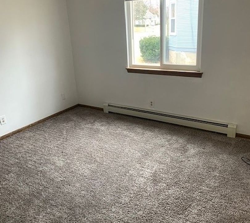 1st image of 1707 N Wisconsin St #2