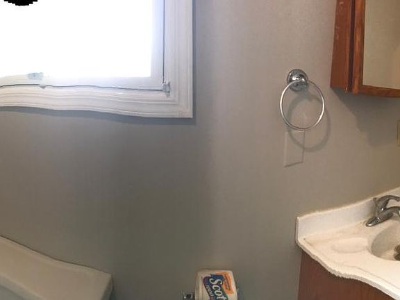 3rd image of 115 E Saucon St APT 1
