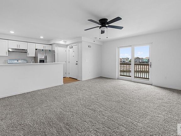 5th image of 401 Island Ave