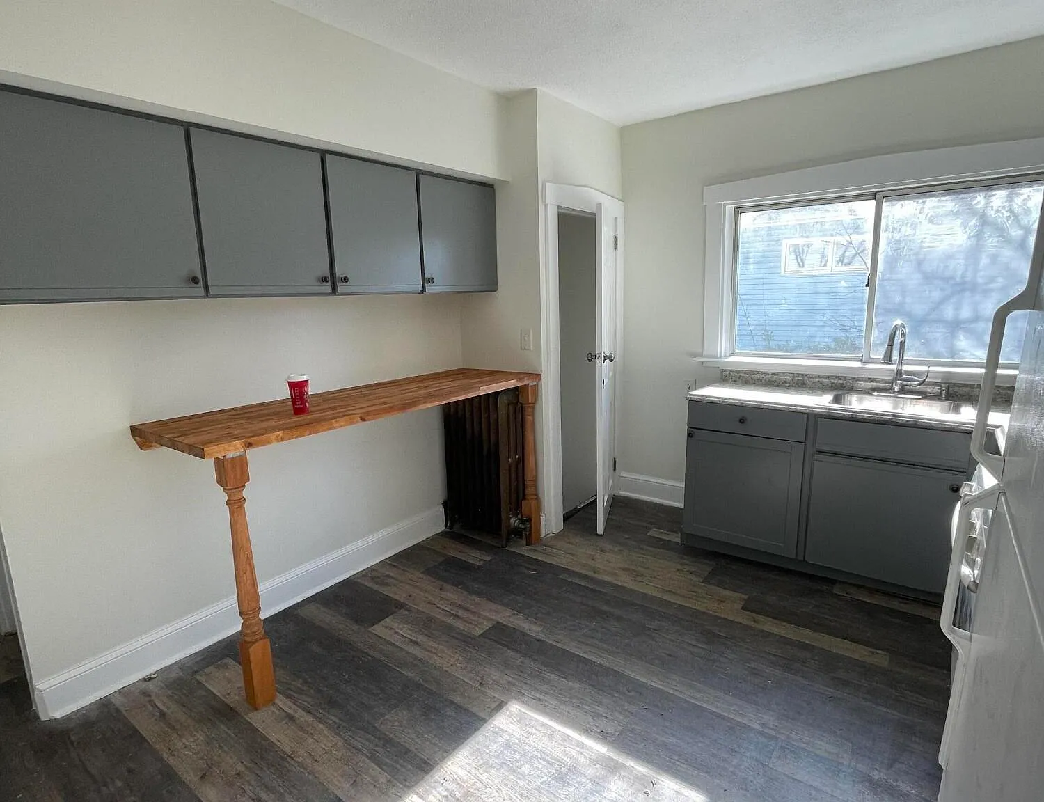 4 bed, 1683 sqft, $2,000 — Photo 4