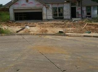 117 Valle Ct, Azle, TX 76020