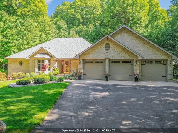 4146 Don Cir, New Franken, WI 54229