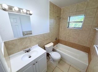 432 NW 42nd St #2, Fort Lauderdale, FL 33309