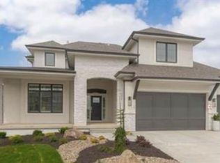 16342 W 166th Pl, Olathe, KS 66062