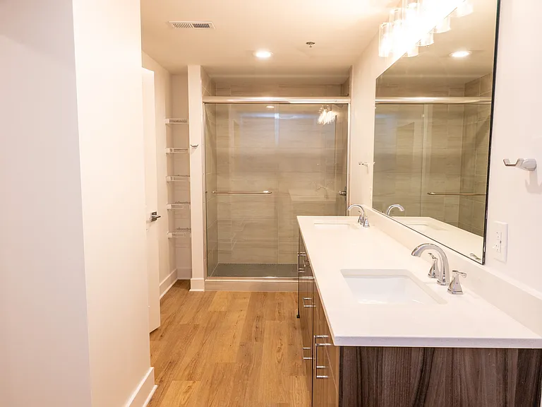2308 | Bathroom