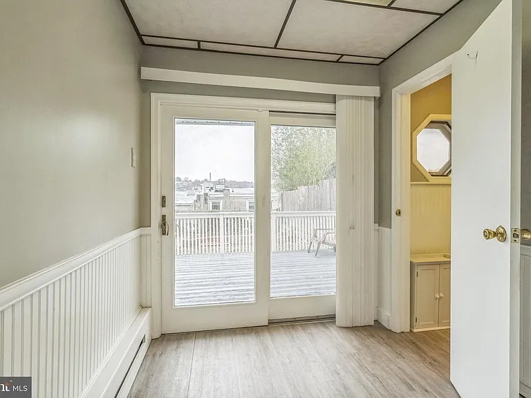4658 Mansion St — Photo 10