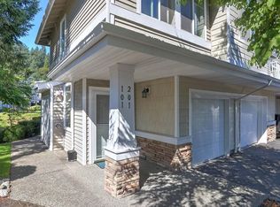 22213 42nd Ave S APT 201, Kent, WA 98032