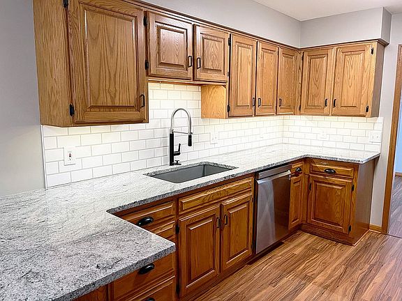 5th image of 5309 Thies Cove Dr