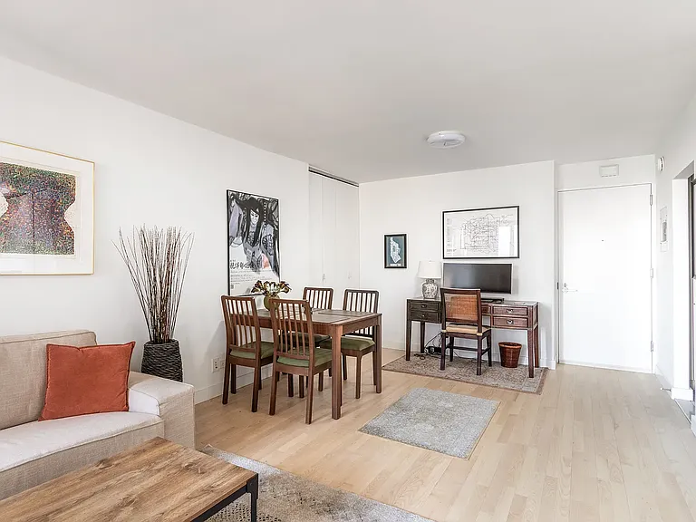 322 W 57th St #29L — Photo 3