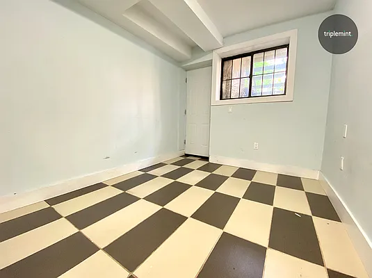 Rented by Triplemint | media 34