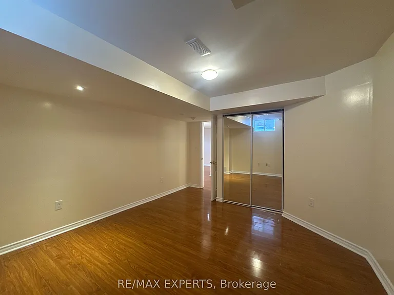 5 Cadillac Cres #BASEMENT — Photo 13