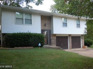 4198 Belwood Ln, Woodbridge, VA 22193