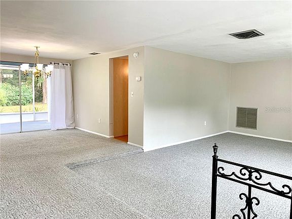 3rd image of 8712 Arrowhead Dr