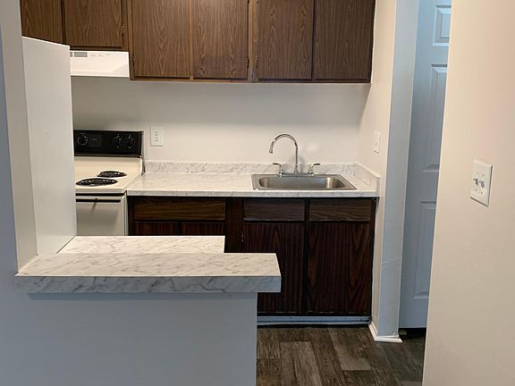4th image of 69068 Beebe St #2B-1Ba-1000Sqft
